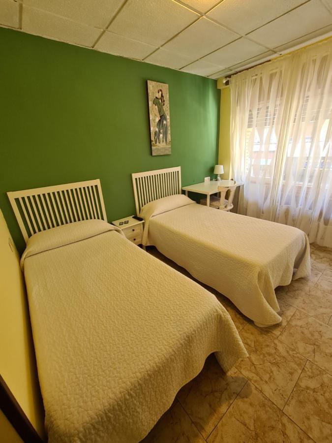 Hostal Foncalada Овьедо Номер фото