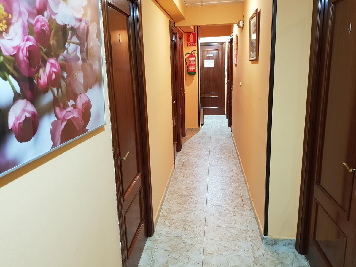 Hostal Foncalada Овьедо Экстерьер фото